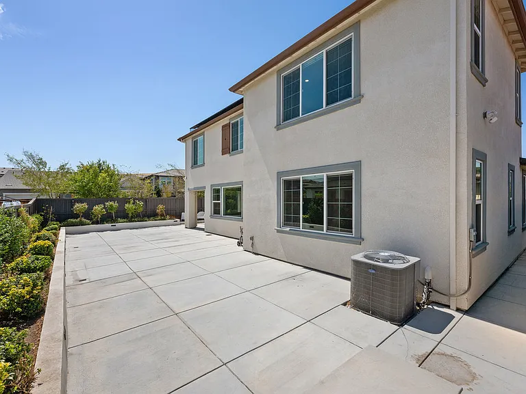 6274 Carousel Ave — Photo 25