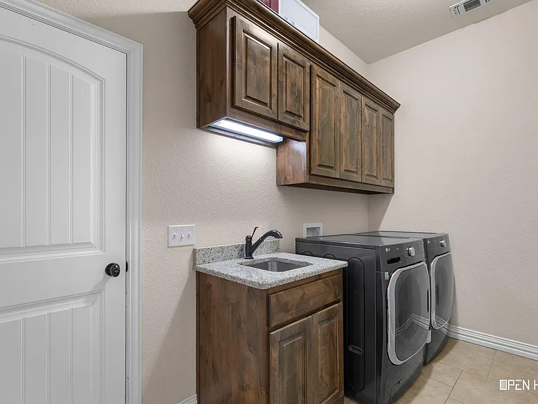 4824 Olivia Ln — Photo 28