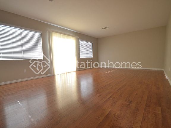 2nd image of 305 Saint Augustine Ln