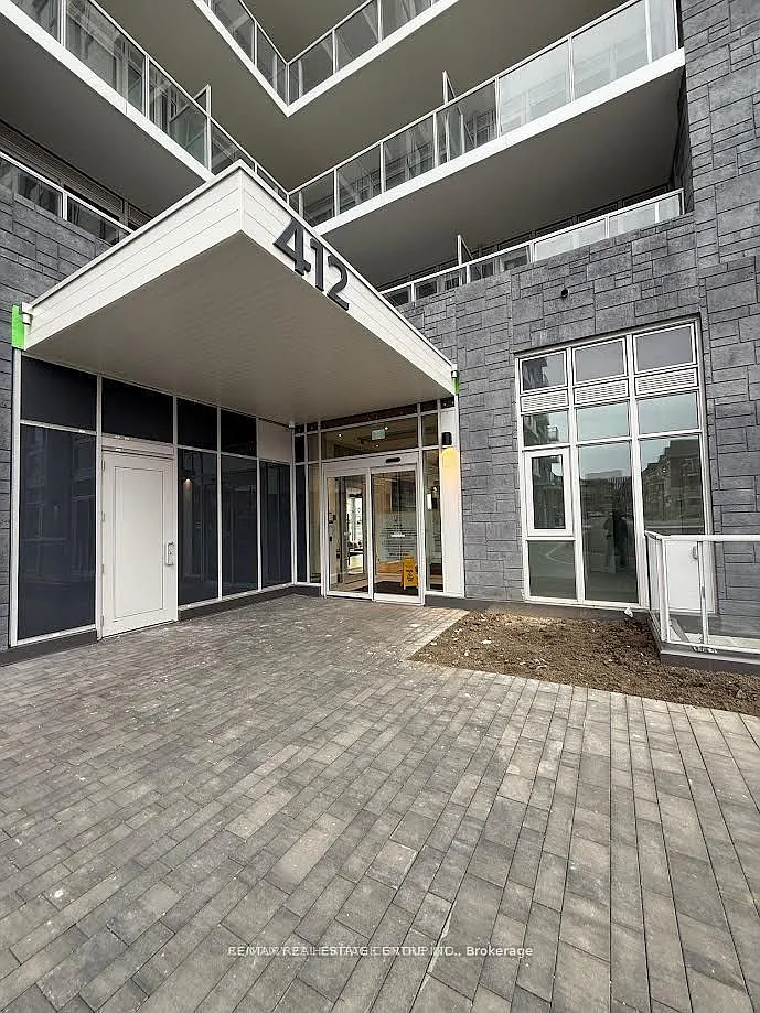 3 bed, $2,600 — Photo 2