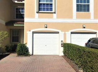11633 NW 47th Dr, Coral Springs, FL 33076