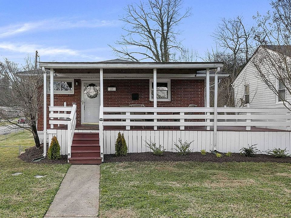 1st image of 3321 Canary Ave