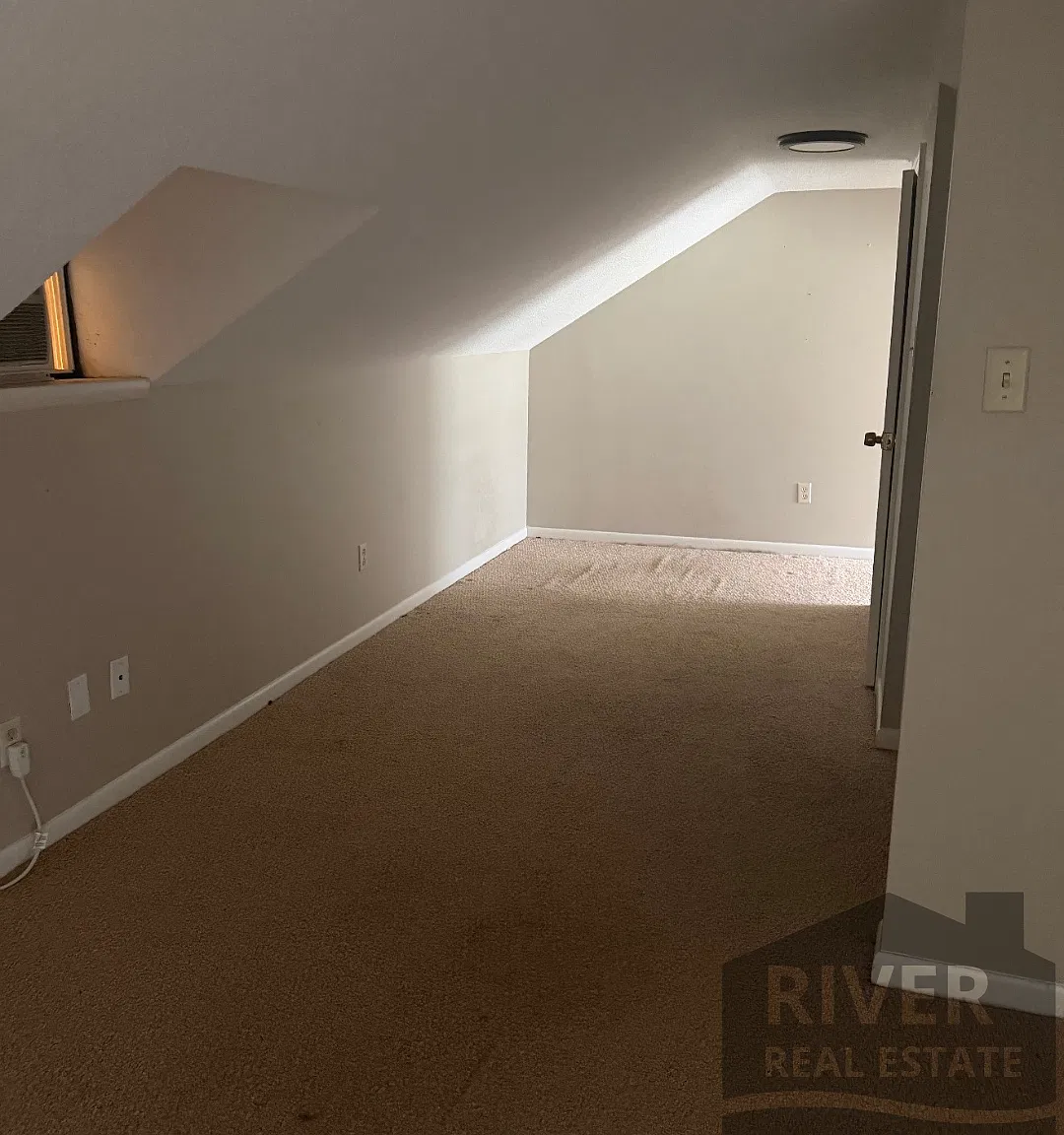 2150 Estaline Drive - 1 — Photo 4