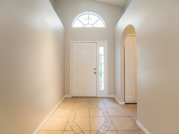 2nd image of 3833 Stonefield Dr