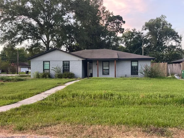 750 Pas Trl, Huffman, TX 77336