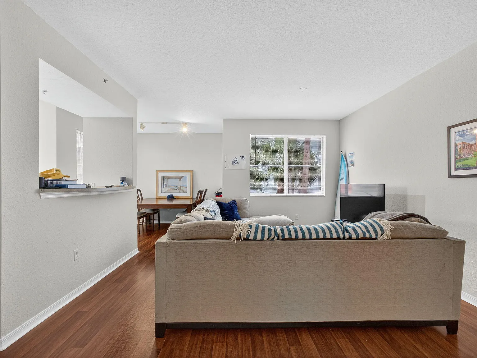 2 bed, 2.0 bath, 1309 sqft, $2,700 — Photo 4