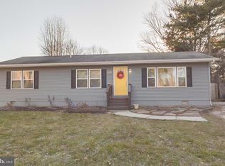 909 May Ln, Stevensville, MD 21666