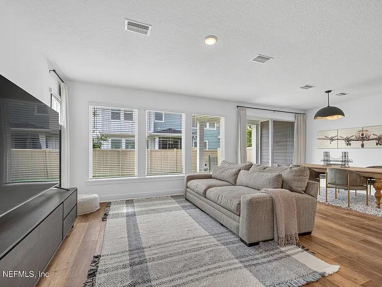 9807 Element Rd — Photo 16