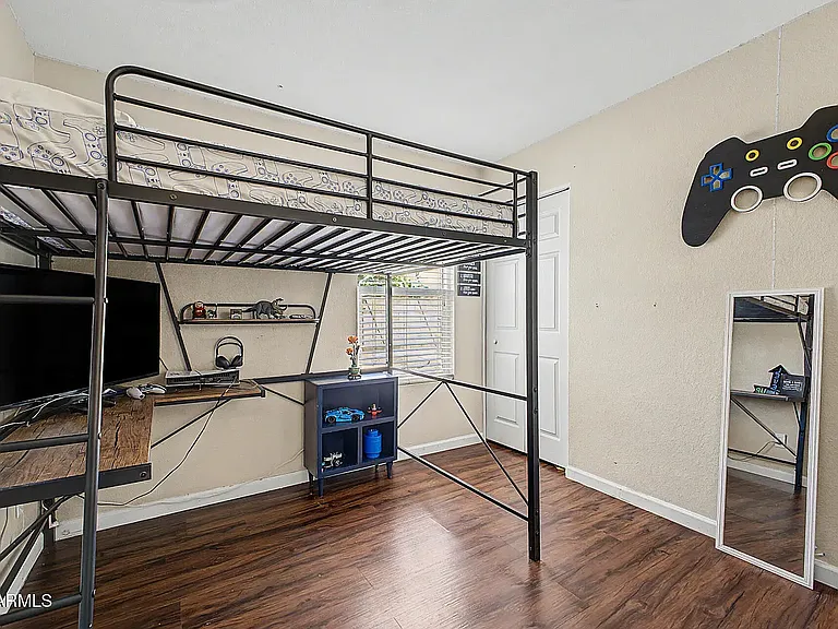 10008 W Kino Ln — Photo 17