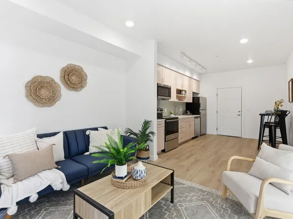 District Lofts at Garland