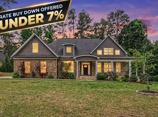 3007 Carrington Ln, Sanford, NC 27330
