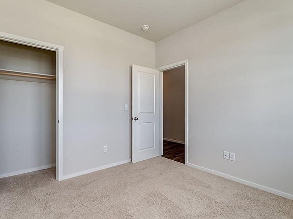 5th image of 11212 Norfolk Dr