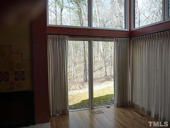 3rd image of 704 Constitution Dr Unit A