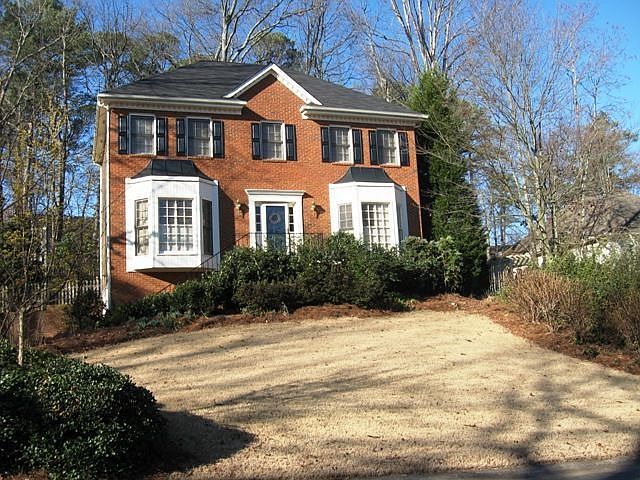 This 4 bedroom, 2.5 bath Butler Creek beauty is immaculate and move in ready!