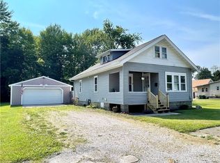 272 Lockwood St, Geneva, OH 44041