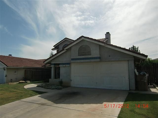 2nd image of 2505 Mimosa St
