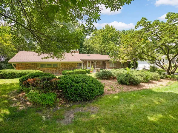 6317 Loch Moor Dr, Edina, MN 55439