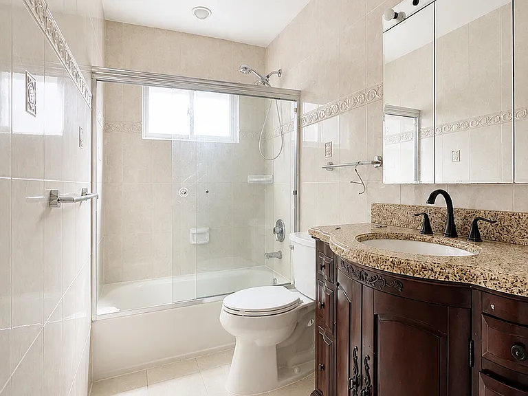 3646 Amboy Rd — Photo 9