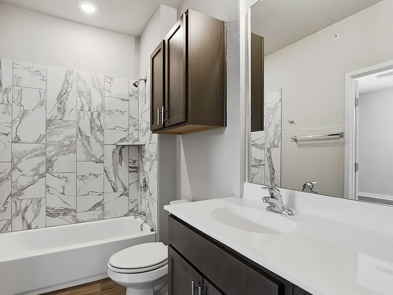 711 S Frio St #1203 — Photo 16