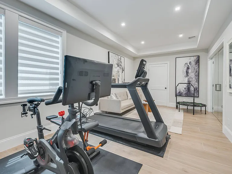 30 Bellows Ln — Photo 24