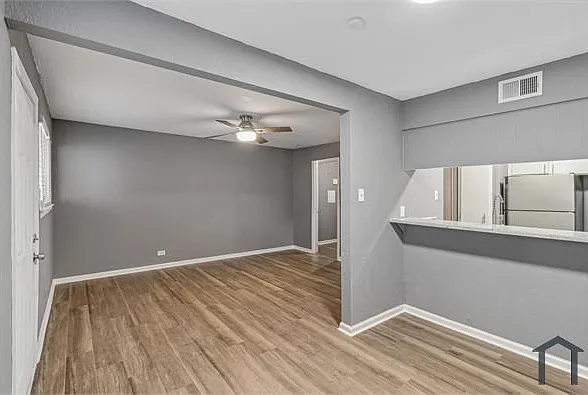 436 Nassau Dr — Photo 6