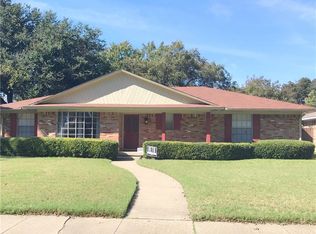 5121 Ponderosa Way, Dallas, TX 75227