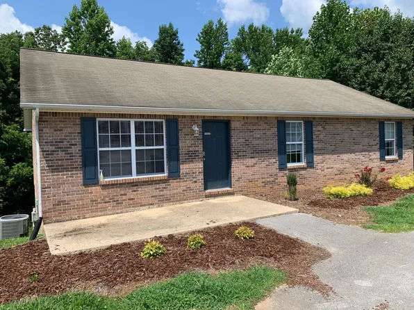 414 Blake Cir, Cookeville, TN 38501