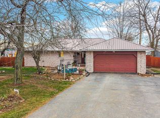 2687 Fir Rd, Bremen, IN 46506