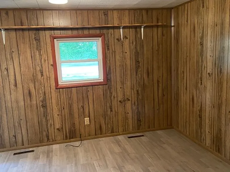 11638 Staunton Tpke — Photo 10