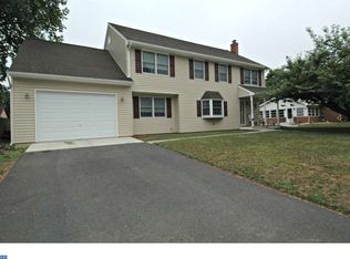 843 Progress St, Florence, NJ 08518