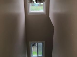 180R Ophelia St, Providence, RI 02909