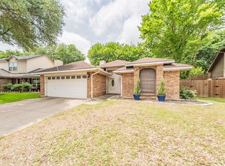 5622 Polo Club Dr, Arlington, TX 76017