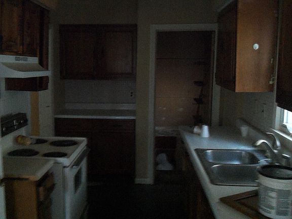 5th image of 3809 Indiana Ave