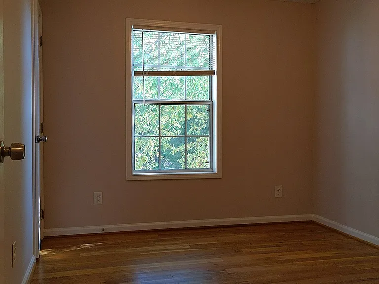 Additional bedroom or home office