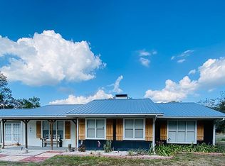 7512 Chenkin Rd, Zephyrhills, FL 33540