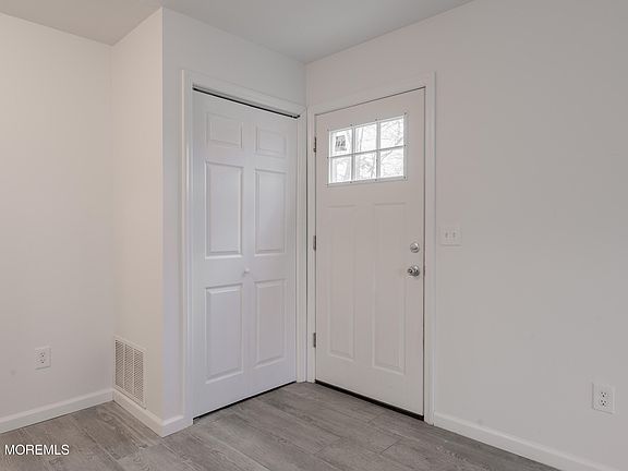 4th image of 12 Lee Drive #1002