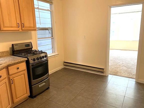 5th image of 322 Parnassus Ave APT 1