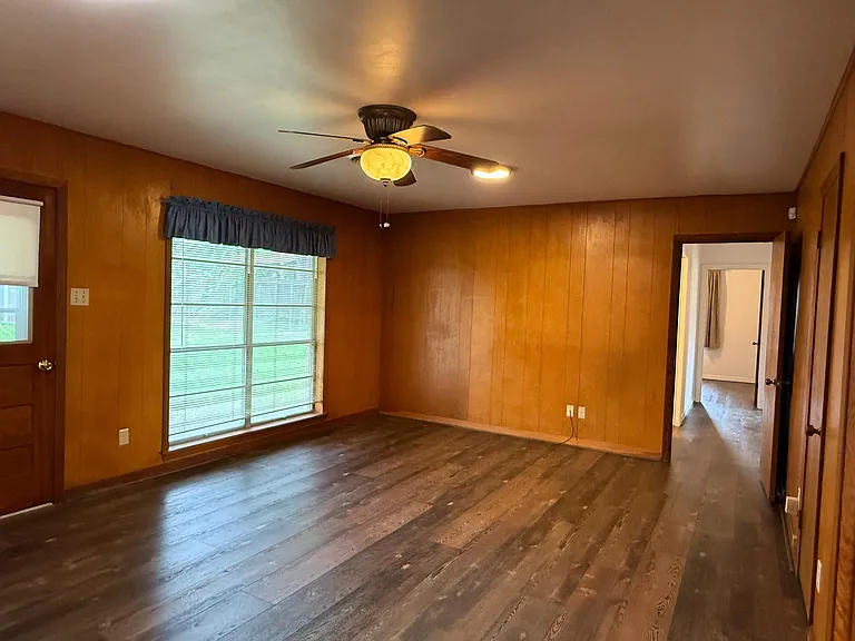 515 Elm St — Photo 3