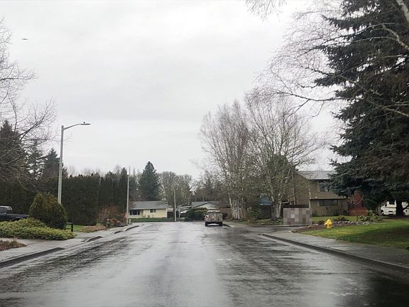 5th image of 178 NE 38th Ave