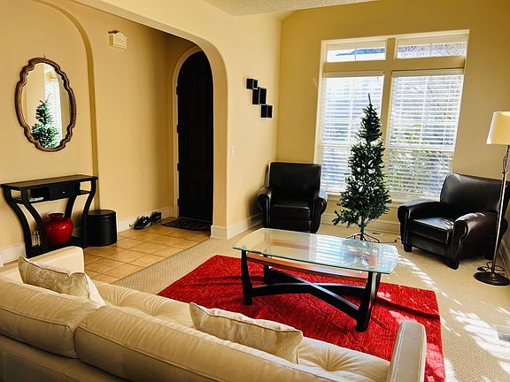 Formal living room.
(Furnishings not included in rental)