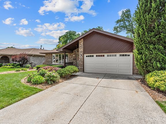 2nd image of 4005 W 105th Pl