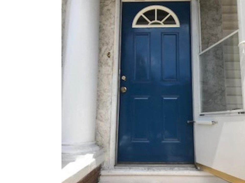 1st image of 5951 Latona St