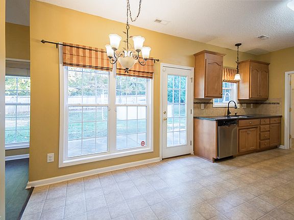 5th image of 4202 Timberwood Dr