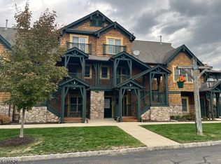 1 Pine Cres UNIT 12, Vernon, NJ 07462