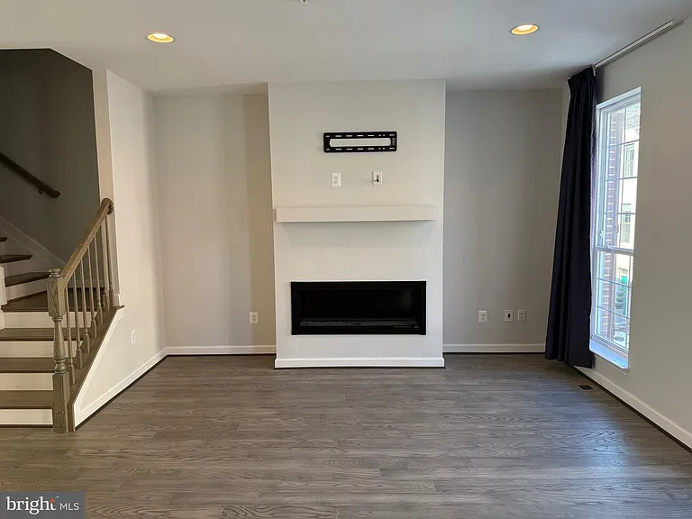 620 Leigh Way — Photo 23