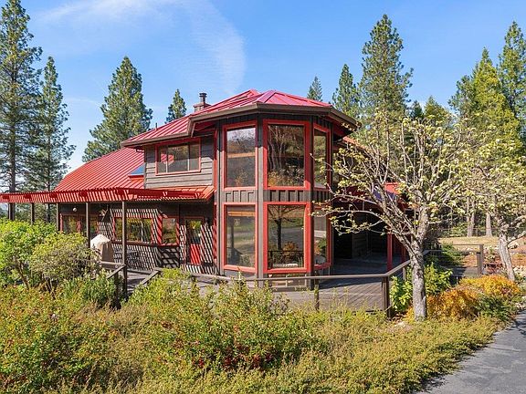 2nd image of 3312 Columbine Rd