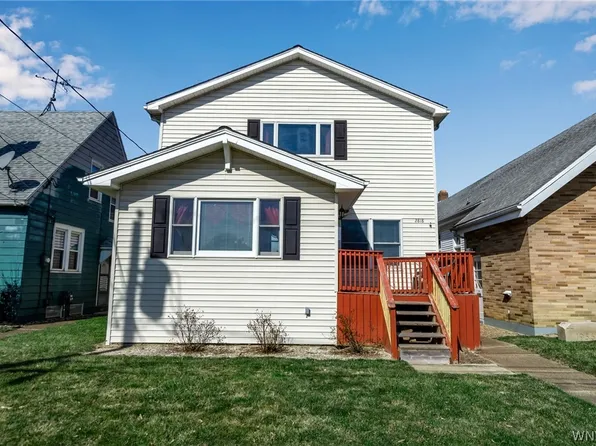 2818 Michigan Ave, Niagara Falls, NY 14305