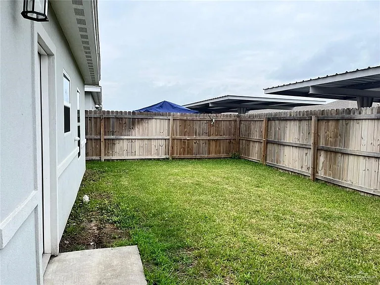 2105 Stauffer St #2 — Photo 3