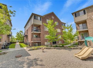 950 Highland Rd W #B-12, Kitchener, ON N2N0A5