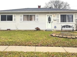 508 Tanglewood Dr, Streamwood, IL 60107